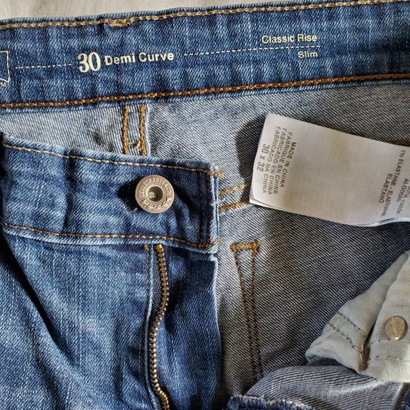 Levi's sz 30 Demi curve - Picture 2 of 4